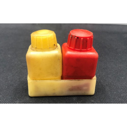 Hungarian AK Plastic Oil Bottle Set